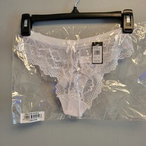 Fredericks of Hollywood Caroline White Lace Cheeky Panty NWT MSRP $10.50 S